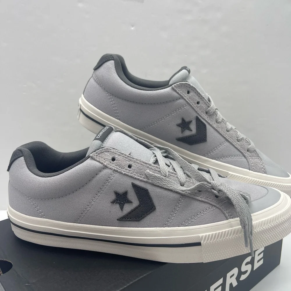 Converse Men’s A14643F
CONVERSE SPORT CASUAL OX GREY AREA/DARK MATTER Sneakers - Picture 7 of 16